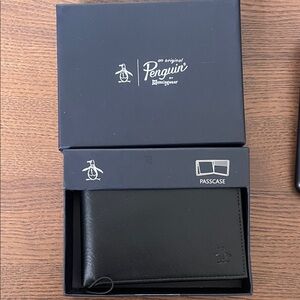 Original Penguin Black Passcase Wallet in Navy Box